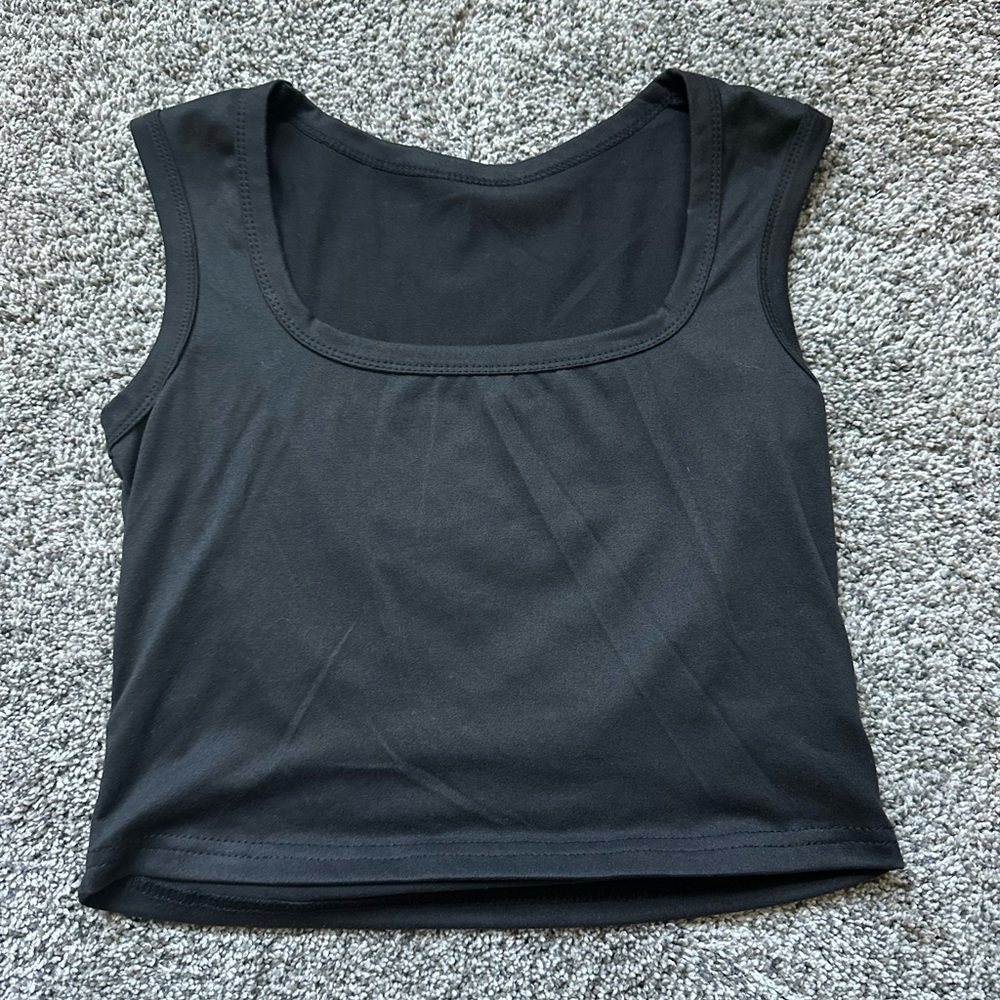 SHEIN Black Sleeveless Fitted Crop Tank Top